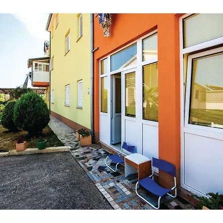 Two-bedroom In Pula