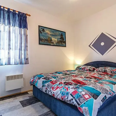 Appartement Two-bedroom In Pula