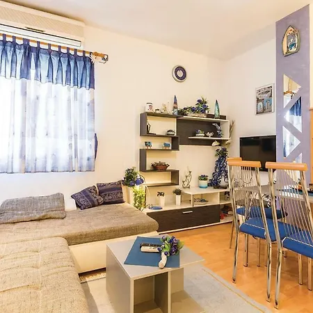 Two-bedroom In Pula